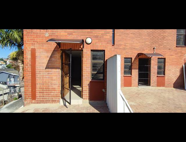 2 BEDROOM DUPLEX TO LET IN SYDENHAM